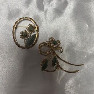 Gold and Green Floral Brooch Set